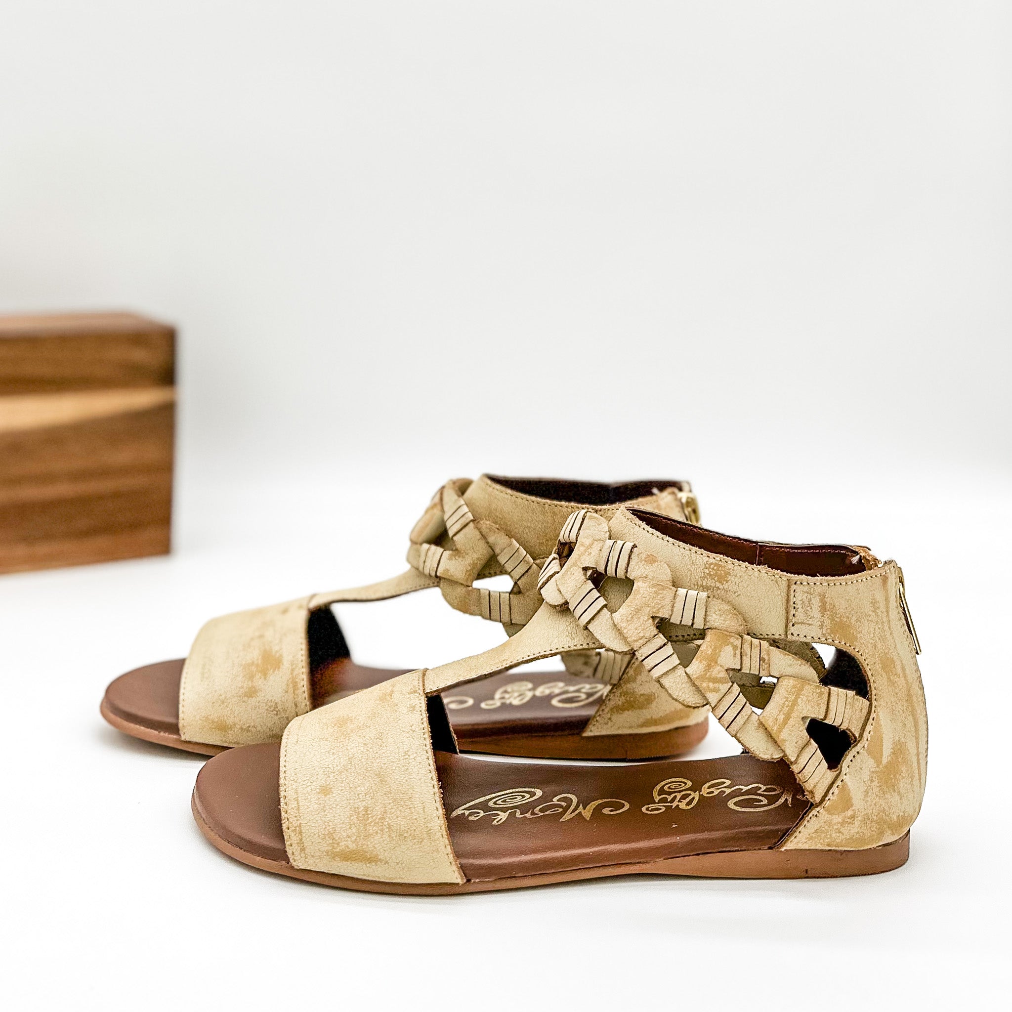 Loop D Loop Sandals in White Naughty Monkey